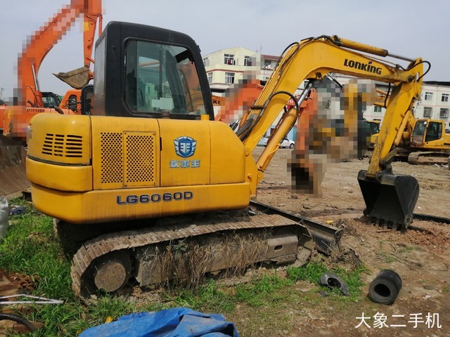 龙工 LG6060 挖掘机